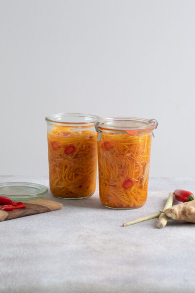 spiced pickled carrots